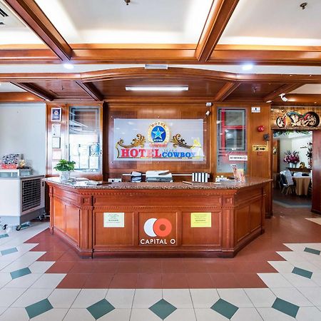 Malacca Collection O Hotel Super Cowboy מראה חיצוני תמונה