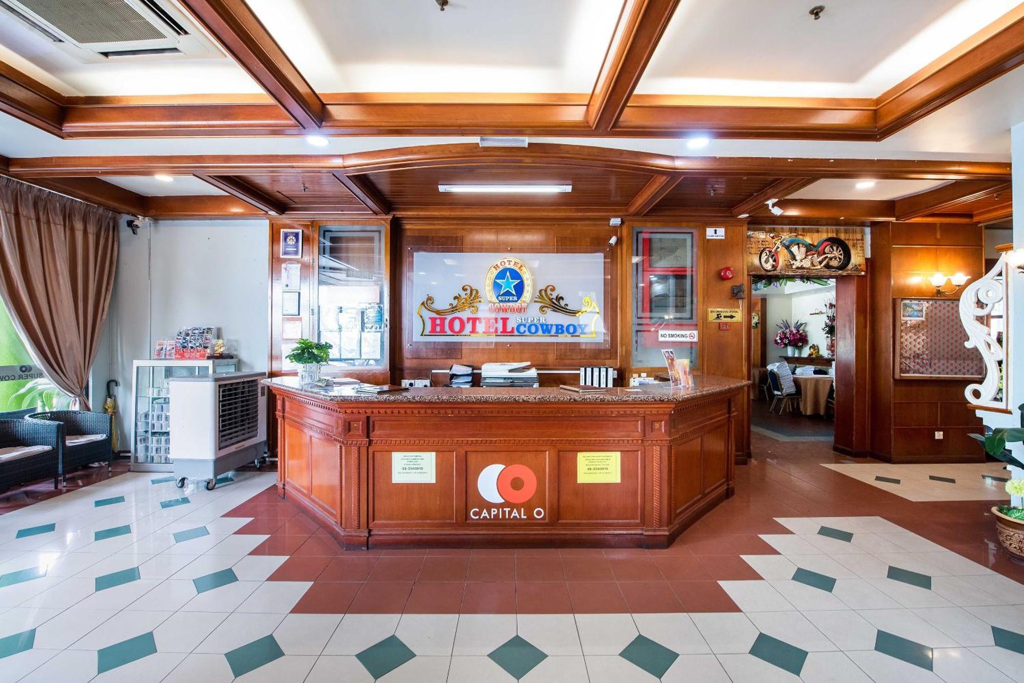 Malacca Collection O Hotel Super Cowboy מראה חיצוני תמונה