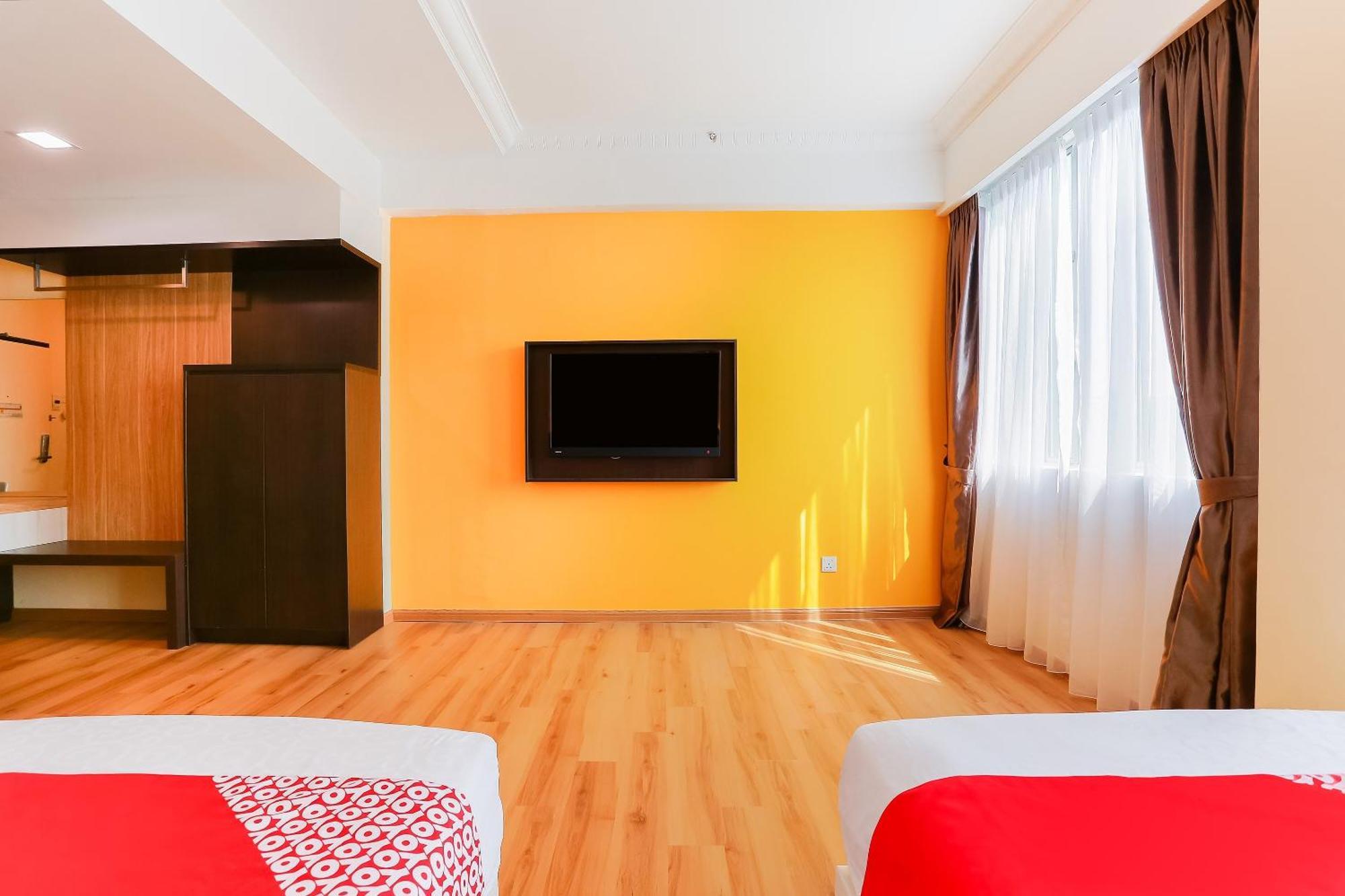 Malacca Collection O Hotel Super Cowboy מראה חיצוני תמונה