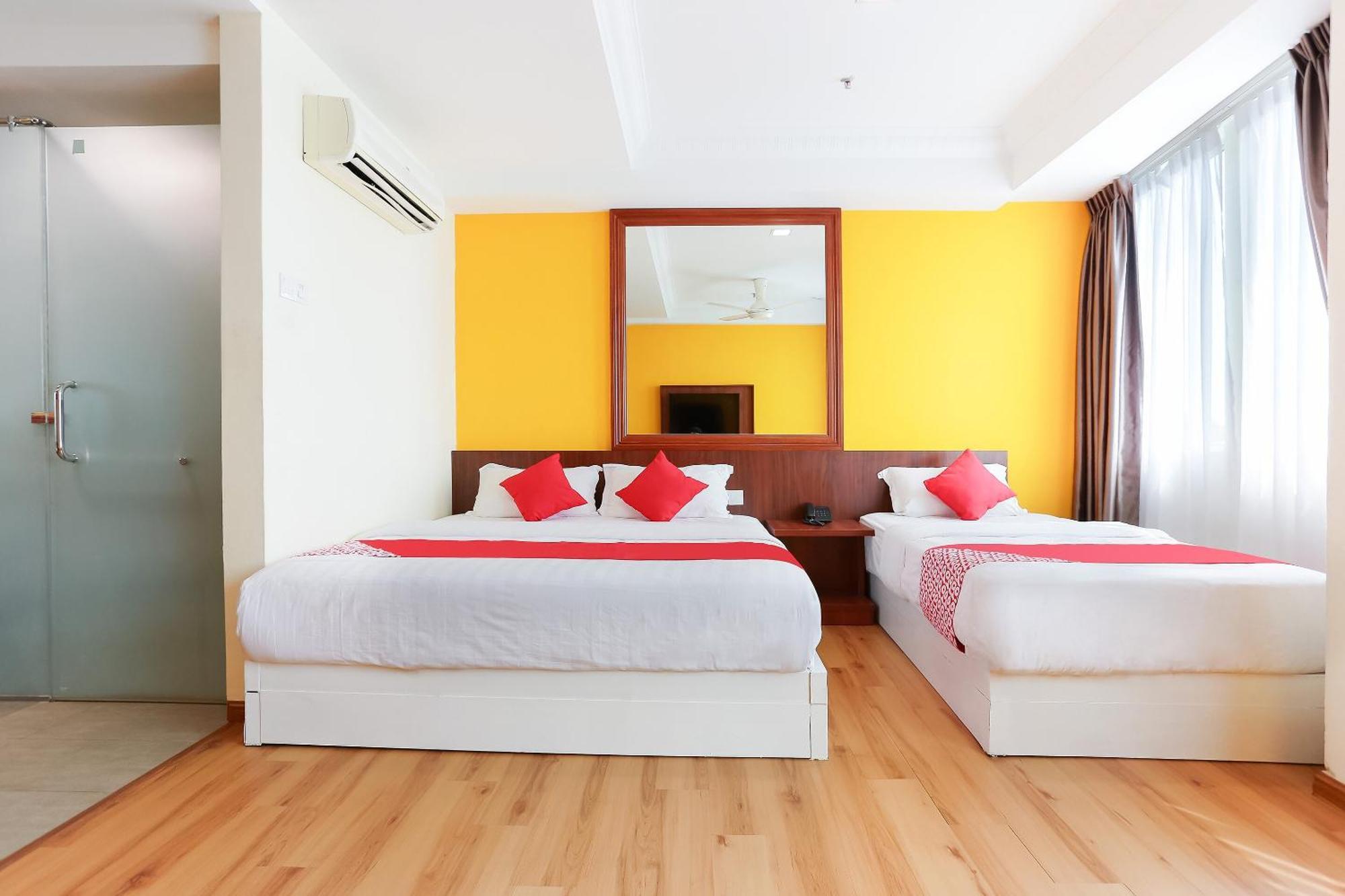 Malacca Collection O Hotel Super Cowboy מראה חיצוני תמונה