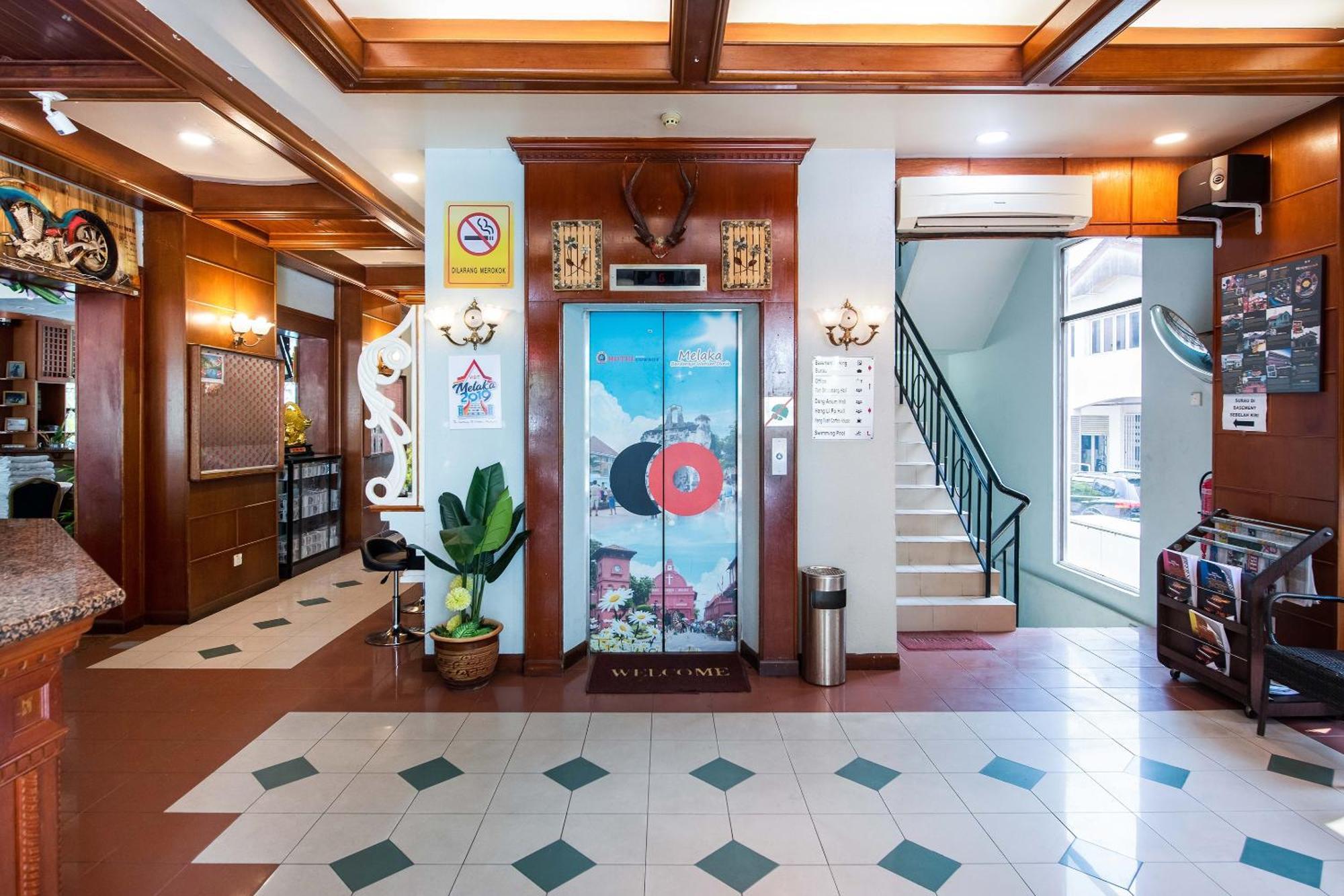 Malacca Collection O Hotel Super Cowboy מראה חיצוני תמונה