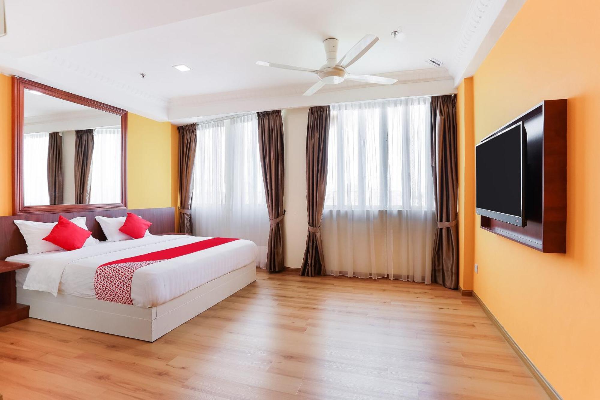 Malacca Collection O Hotel Super Cowboy מראה חיצוני תמונה