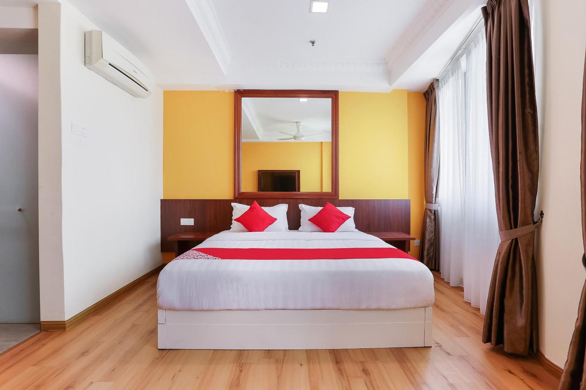 Malacca Collection O Hotel Super Cowboy מראה חיצוני תמונה